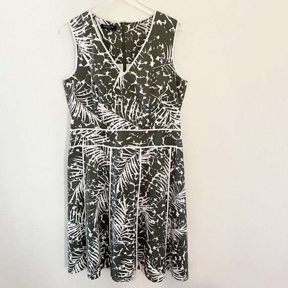 Lafayette 148 Green Floral A line Midi Dress Size 12 - Picture 1 of 10